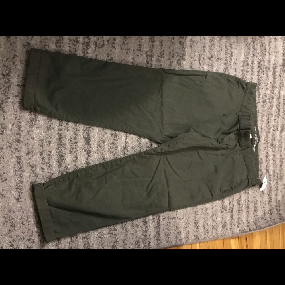 Capris - Picture 2 of 6